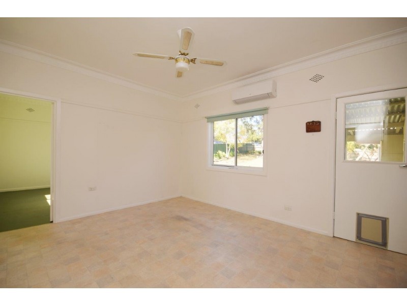 182 McKay Street, Nowra NSW 2541