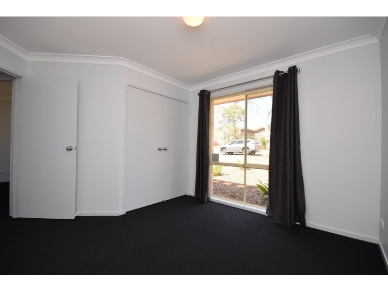 10 Rosewood Close, Nowra NSW 2541