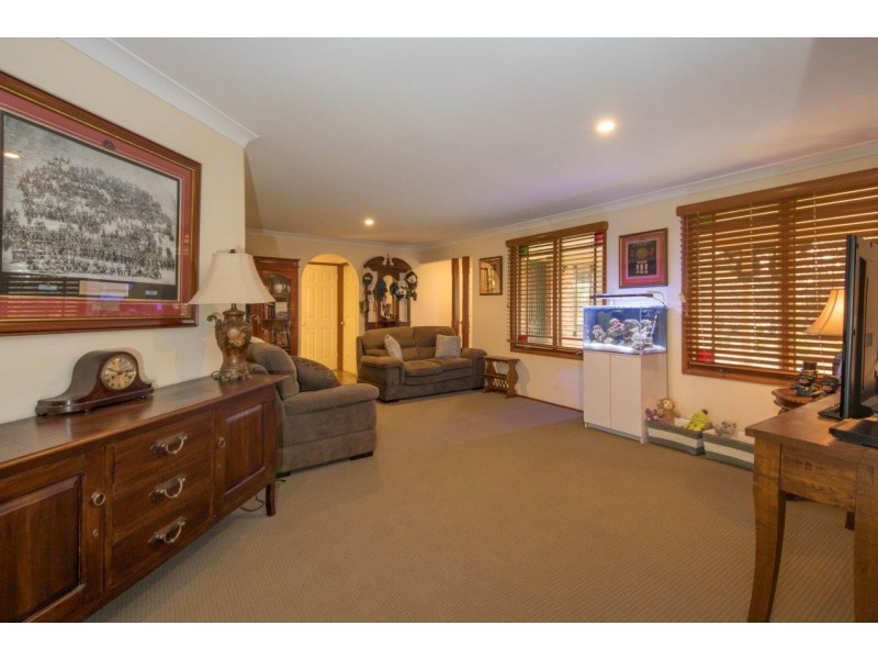 90 Old Berrara Road, Sussex Inlet NSW 2540