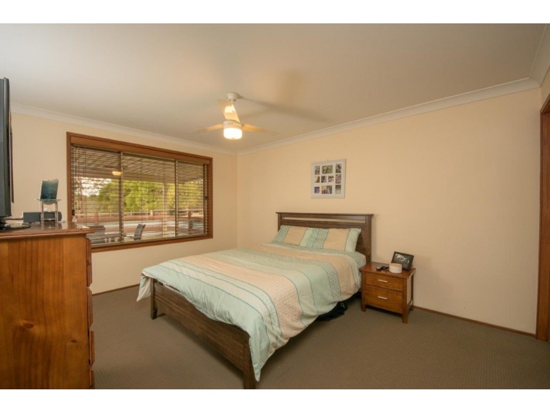 90 Old Berrara Road, Sussex Inlet NSW 2540