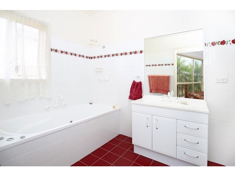 19 Golden Grove, Worrigee NSW 2540