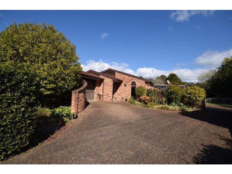 6 Booragal Place, North Nowra NSW 2541