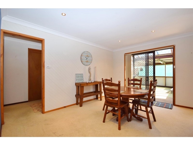 6 Booragal Place, North Nowra NSW 2541