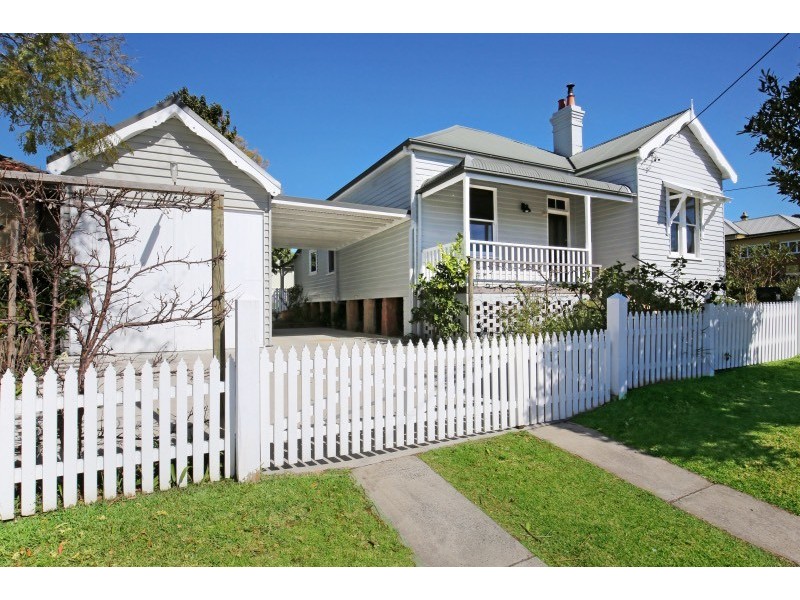 32 Worrigee Street, Nowra NSW 2541