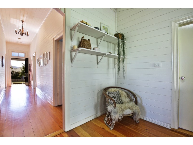 32 Worrigee Street, Nowra NSW 2541