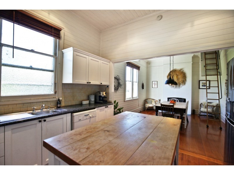 32 Worrigee Street, Nowra NSW 2541