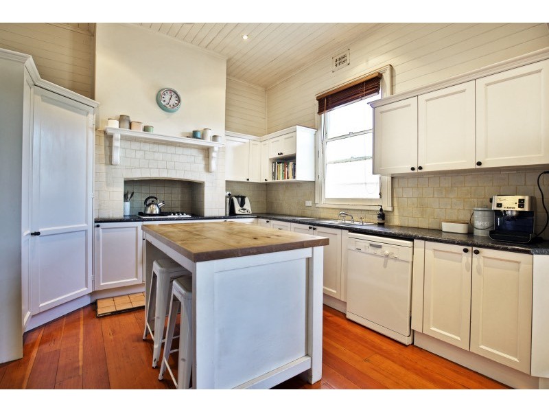 32 Worrigee Street, Nowra NSW 2541