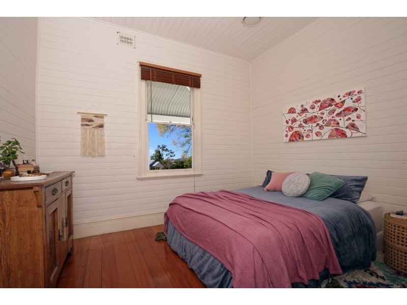 32 Worrigee Street, Nowra NSW 2541