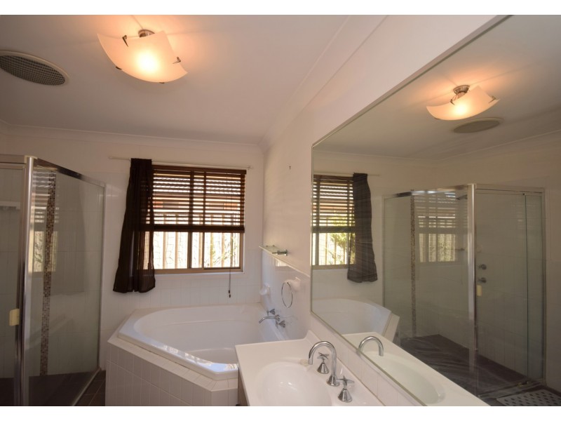 36 Mintbush Crescent, Worrigee NSW 2540