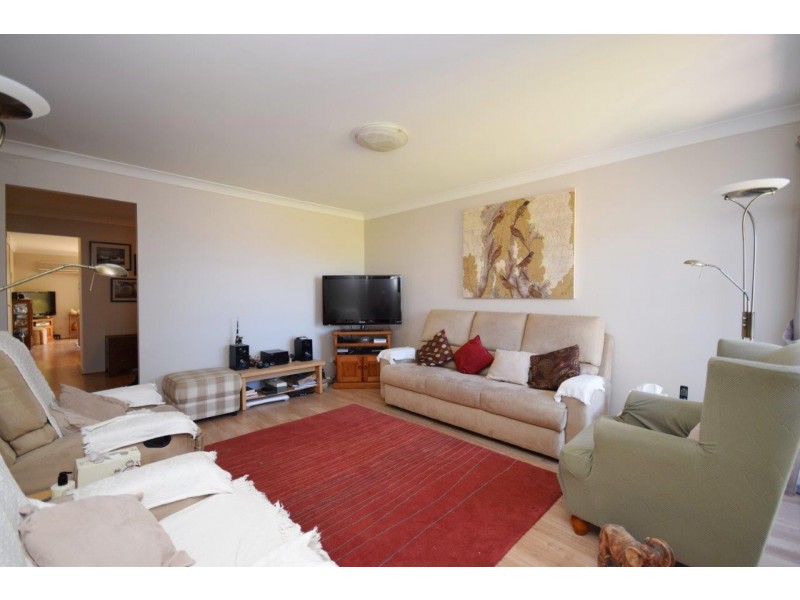 6 Balira Place, Worrigee NSW 2540