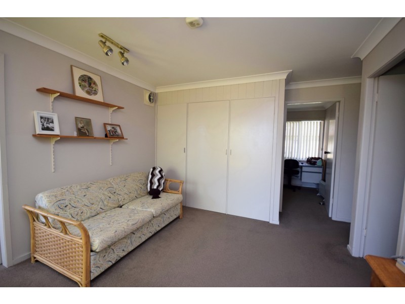 119 Greens Road, Greenwell Point NSW 2540