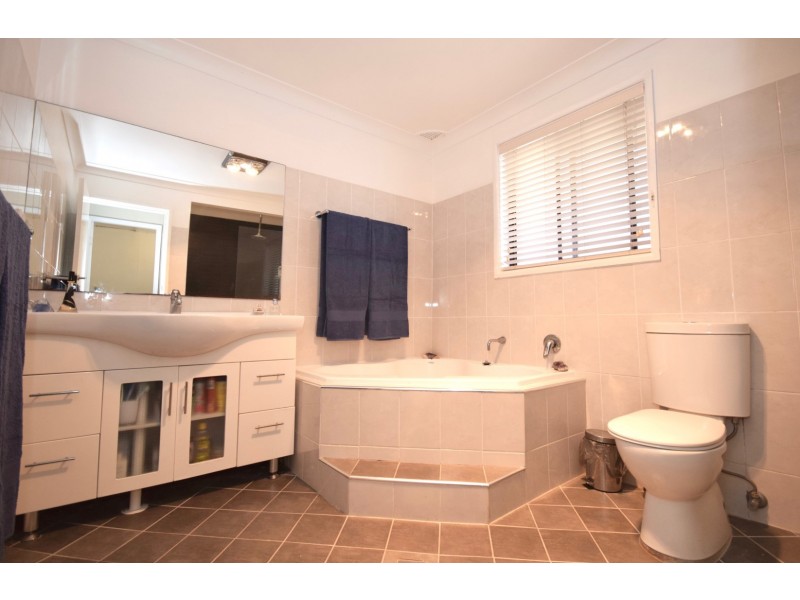 34 Berrellan Street, Greenwell Point NSW 2540
