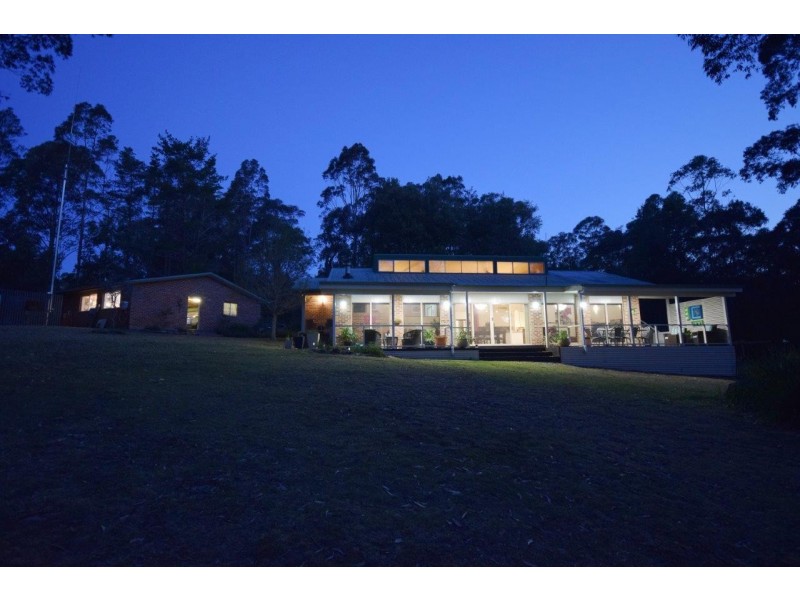 15 Paringa Road, Longreach NSW 2540