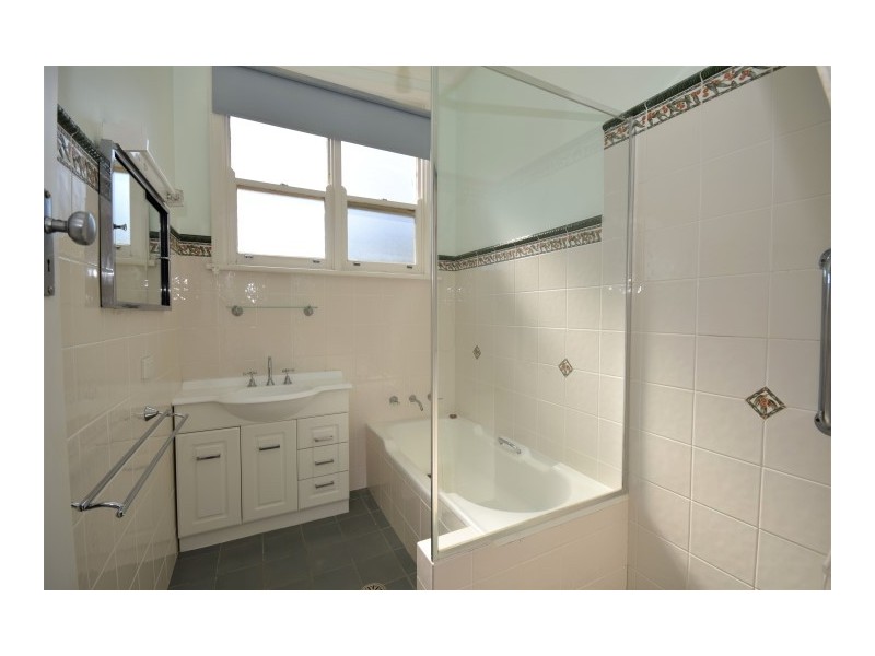 86 Walsh Crescent, North Nowra NSW 2541