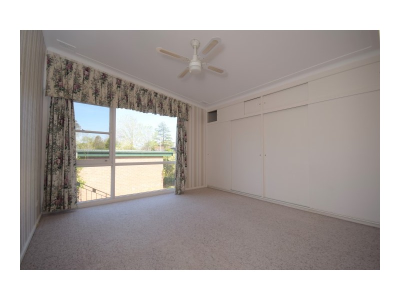 86 Walsh Crescent, North Nowra NSW 2541