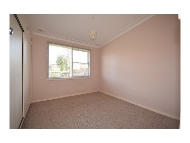 86 Walsh Crescent, North Nowra NSW 2541