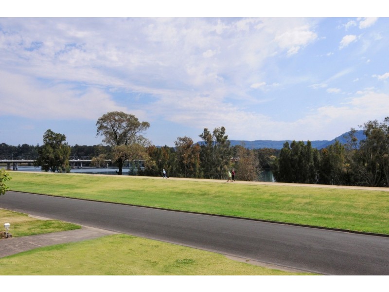18A Riverview Road, Nowra NSW 2541