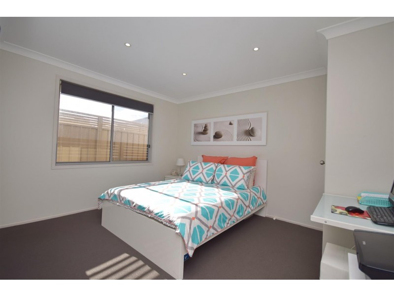 3 Blue Bell Way, Worrigee NSW 2540