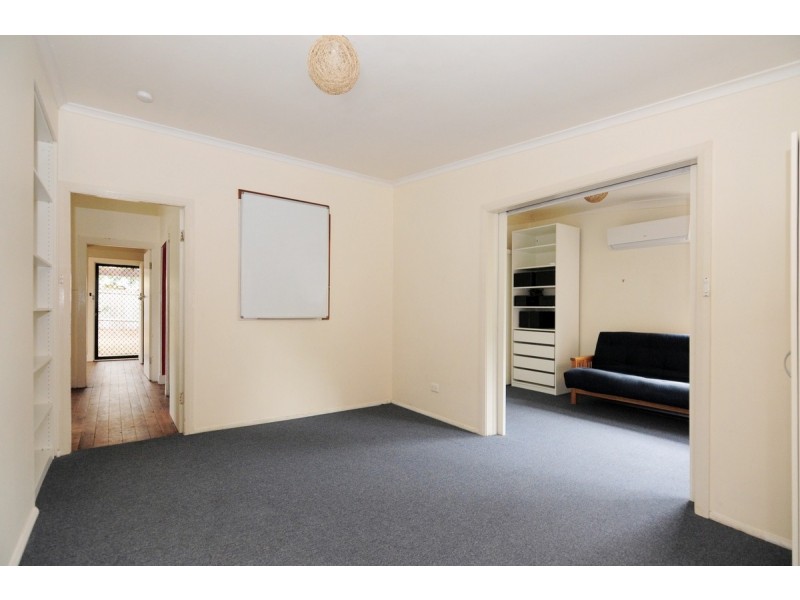 24 Shoalhaven Street, Nowra NSW 2541