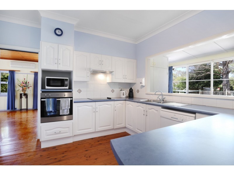 32 Douglas Street, Nowra NSW 2541