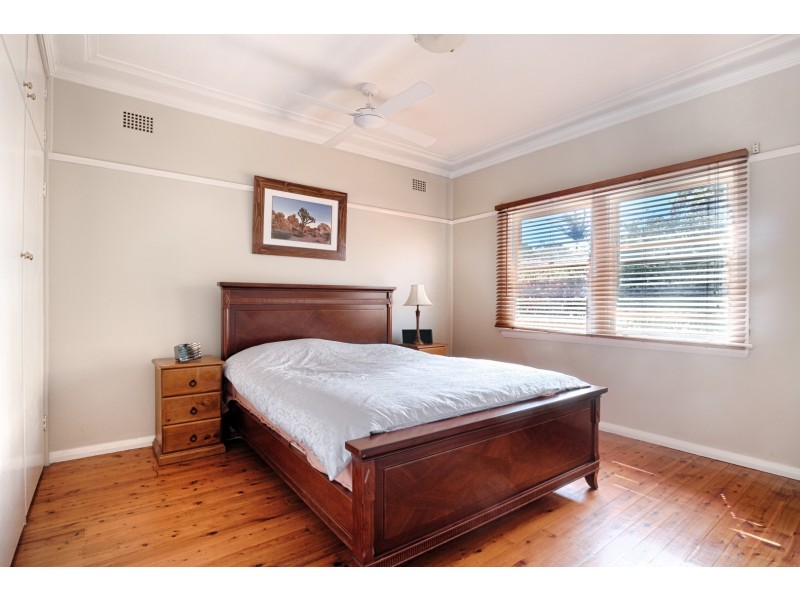 32 Douglas Street, Nowra NSW 2541