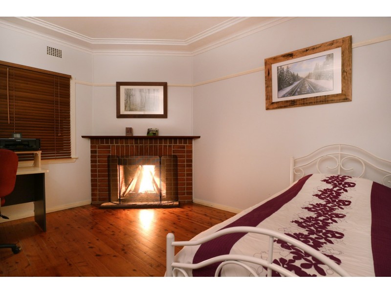 32 Douglas Street, Nowra NSW 2541