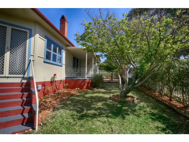 32 Douglas Street, Nowra NSW 2541