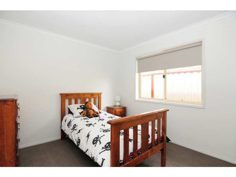 31 Barwon Street, Bomaderry NSW 2541