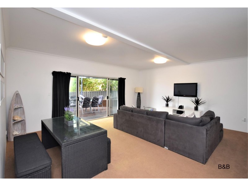 FLAT 25 Spies Avenue, Greenwell Point NSW 2540