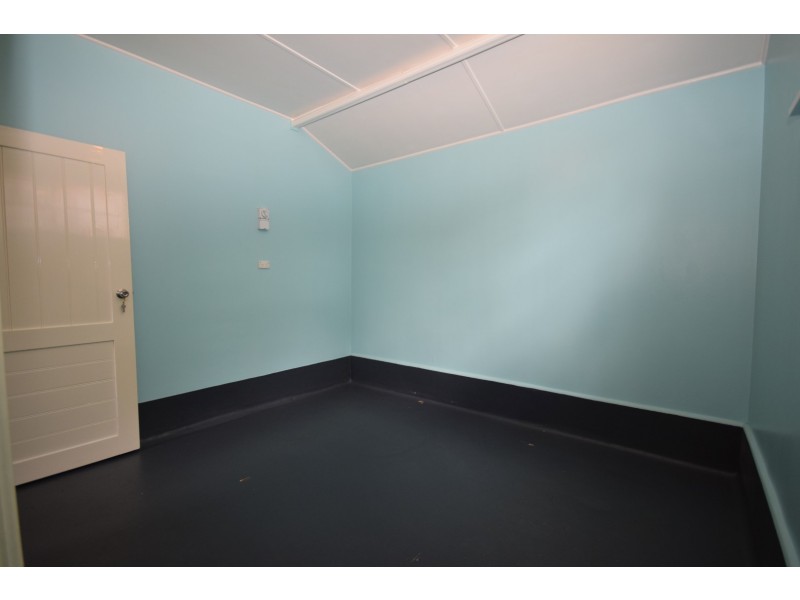 69 Meroo Street, Bomaderry NSW 2541