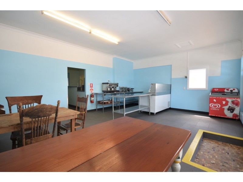 69 Meroo Street, Bomaderry NSW 2541