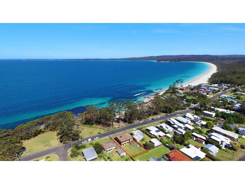 37 Cyrus Street, Hyams Beach NSW 2540