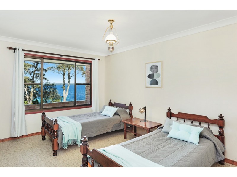 37 Cyrus Street, Hyams Beach NSW 2540