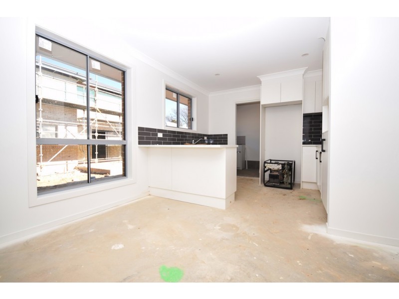 6/4 Dryden Close, Nowra NSW 2541