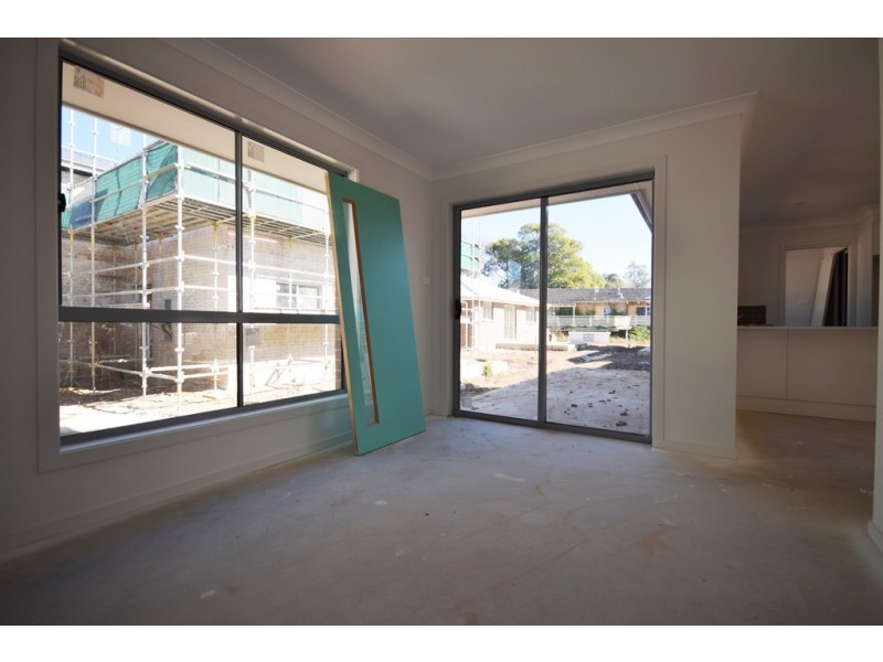 6/4 Dryden Close, Nowra NSW 2541