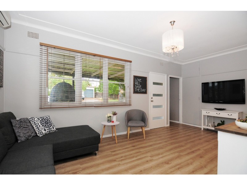 1 Monaghan Avenue, Nowra NSW 2541