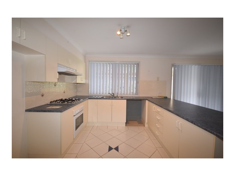 77 Burradoo Crescent, Nowra NSW 2541