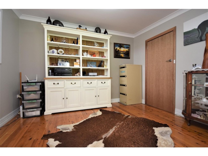 17 Ferry Lane, Nowra NSW 2541