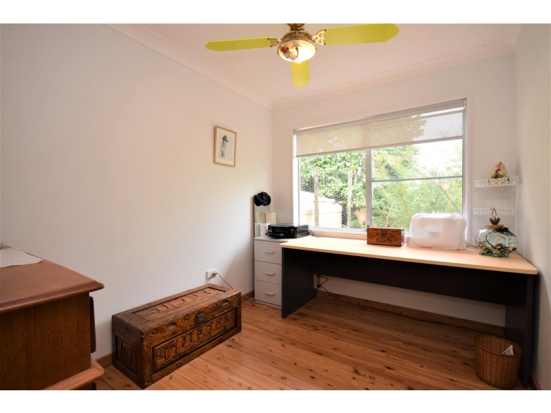 17 Ferry Lane, Nowra NSW 2541