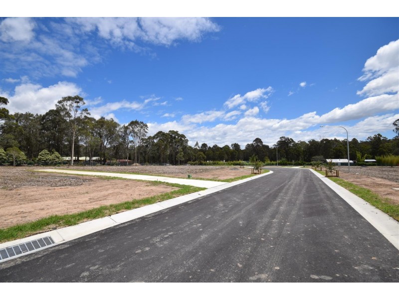17 (Lot 18) Evergreen Place, South Nowra NSW 2541
