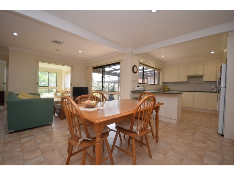 39 Park Road, Nowra NSW 2541