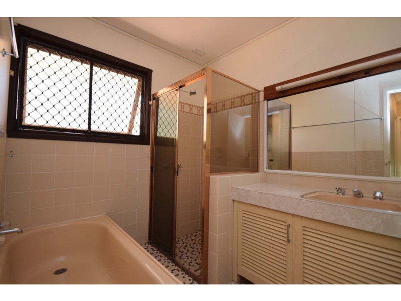 5 Christine Place, Nowra NSW 2541