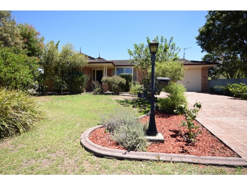 3 Rannoch Drive, Nowra NSW 2541