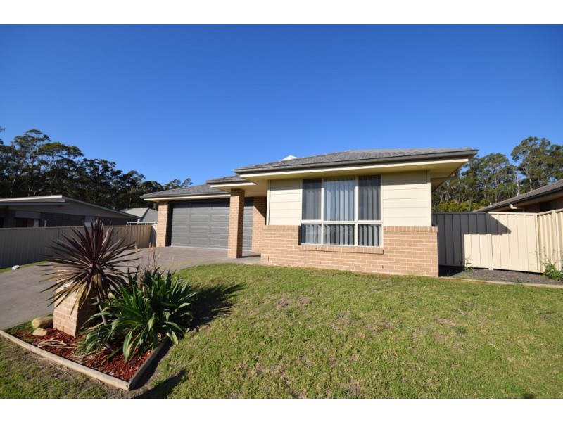 3 Candlebark Close, West Nowra NSW 2541