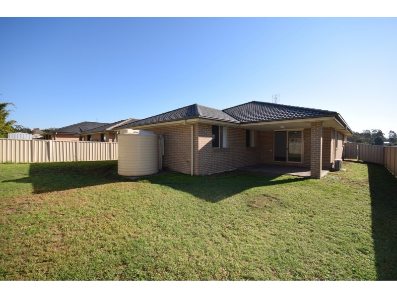 3 Candlebark Close, West Nowra NSW 2541