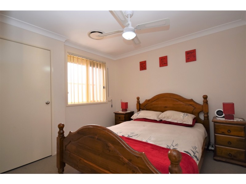33 Peppermint Drive, Worrigee NSW 2540
