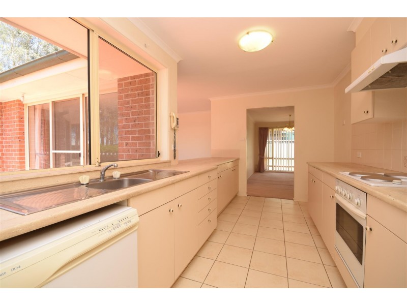 39 Illawarra Circuit, Worrigee NSW 2540