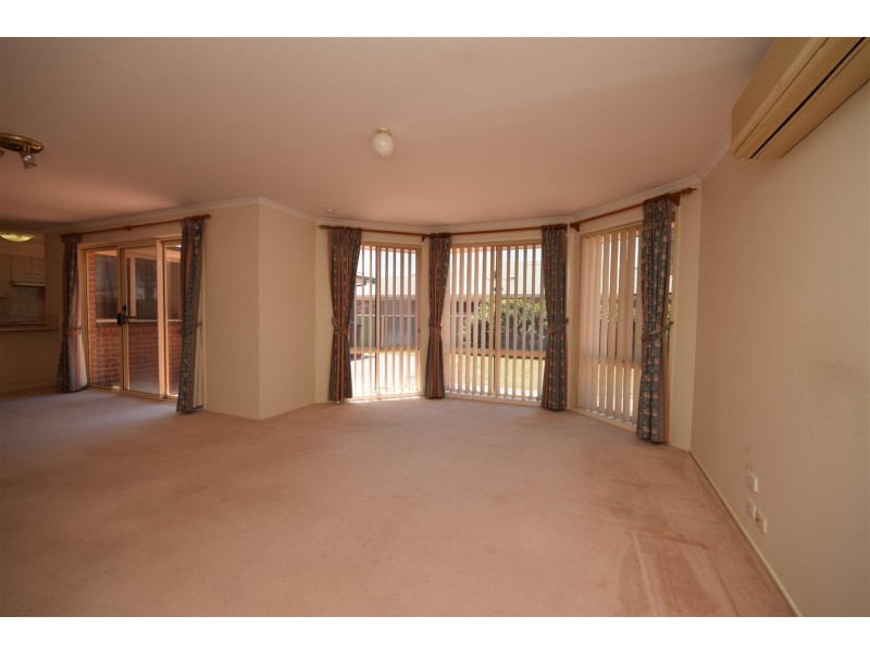 39 Illawarra Circuit, Worrigee NSW 2540
