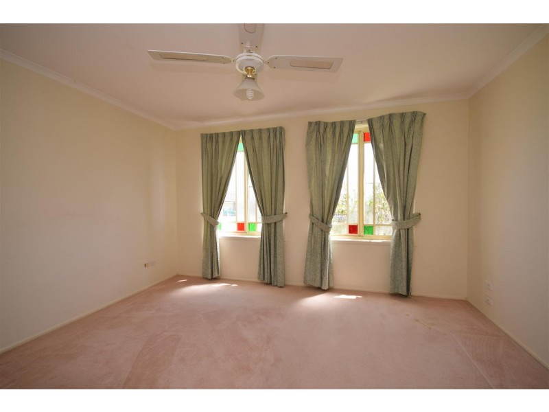 39 Illawarra Circuit, Worrigee NSW 2540