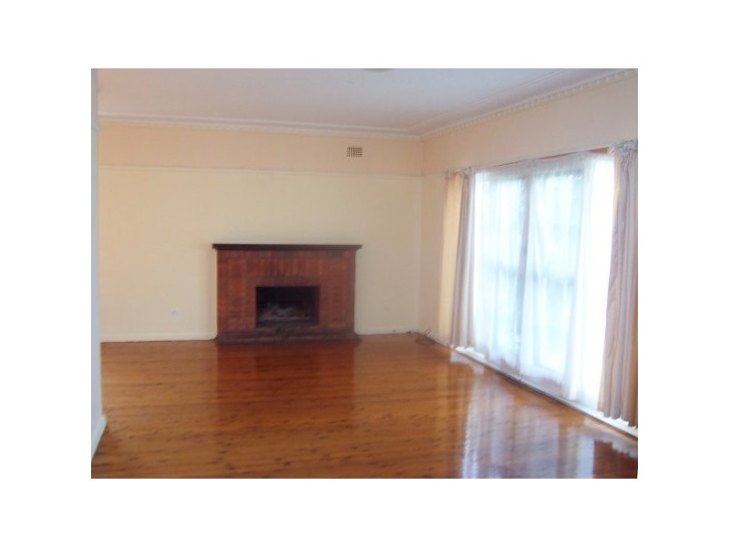 39 MULGEN CRESCENT, Bomaderry NSW 2541